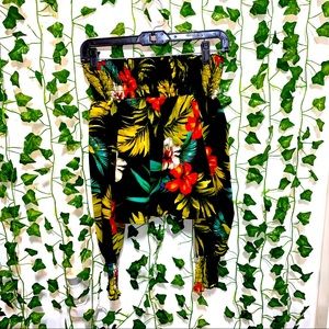 Cute off the shoulder floral top!